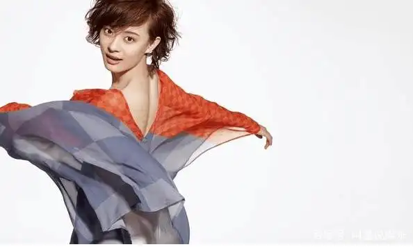 健身达人女明星案例_娱乐圈 健身 明星_女明星肌肉身材