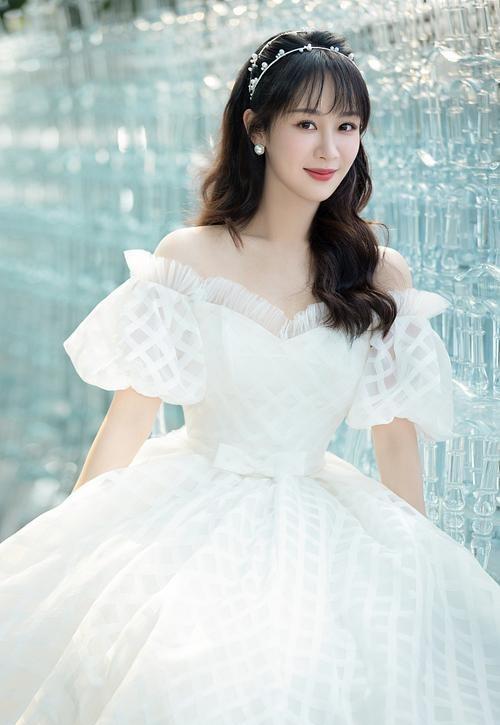 中国最美明星榜单 2023  女明星颜值排名  林志玲 迪丽热巴 王祖贤_中国十大的女明星排名榜